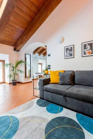 Апартаменты Casa Biondi Мантуя Экстерьер фото